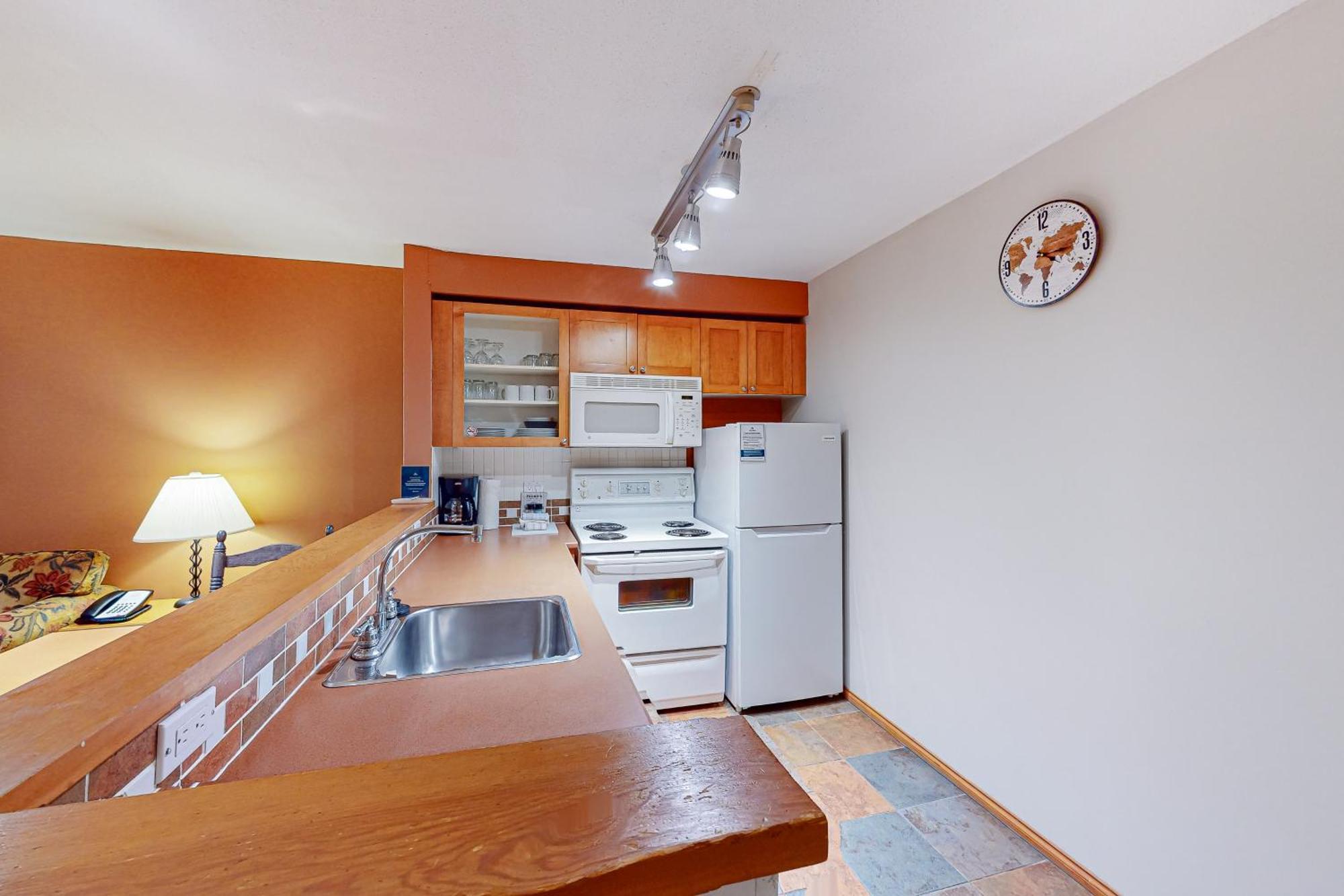 Glacier'S Reach 115B Whistler Exterior photo