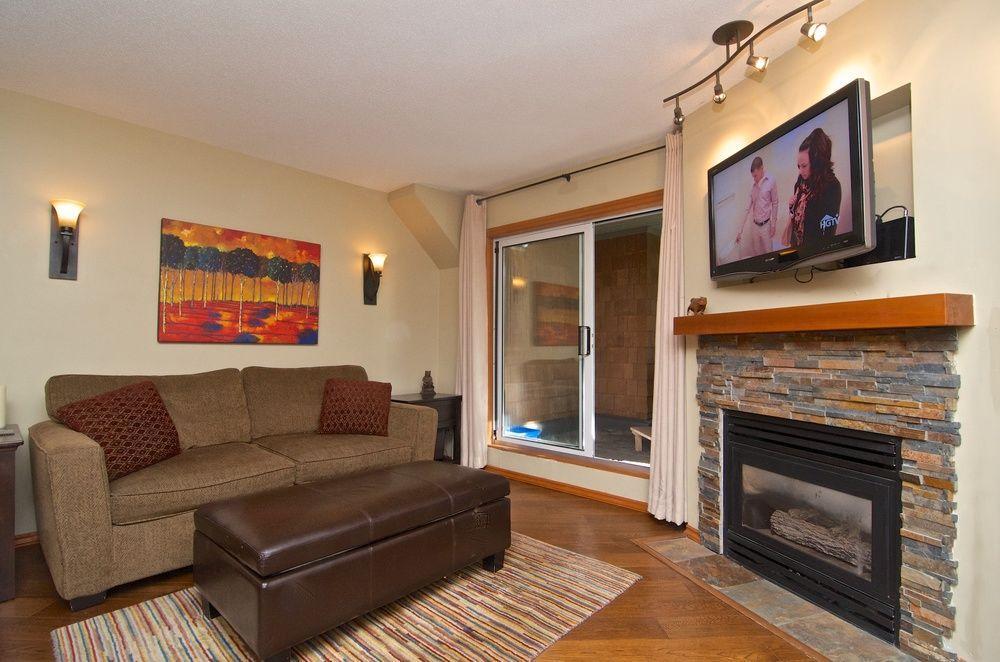 Glacier'S Reach 115B Whistler Exterior photo
